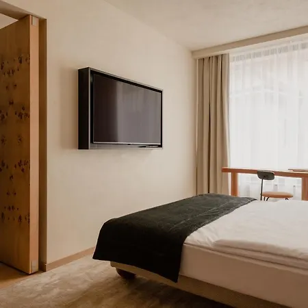 Warszauer 4*